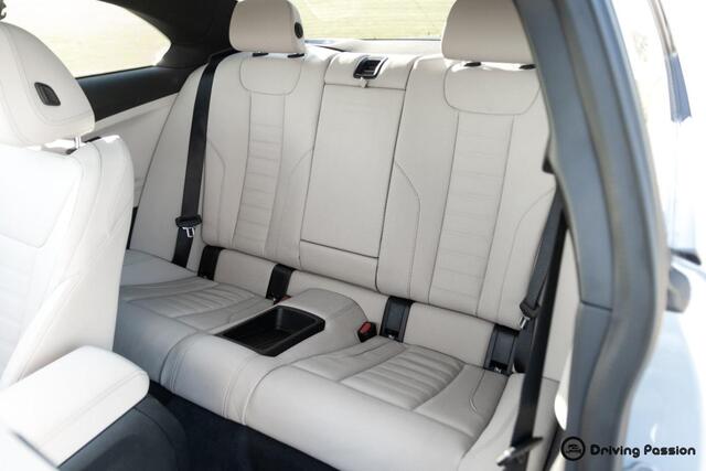BMW 2-SERIE M240i xDrive Coupé G42 | 1 eig. | Schuifdak | HK | 19'' 893M