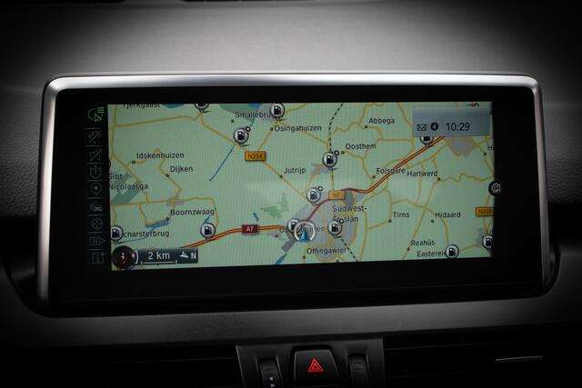BMW 2-SERIE Active Tourer 225xe iPerformance Centennial Executive Panoramadak/ Sportstoelen/ Head up/ Professional navigatie/ Pdc/ Full led