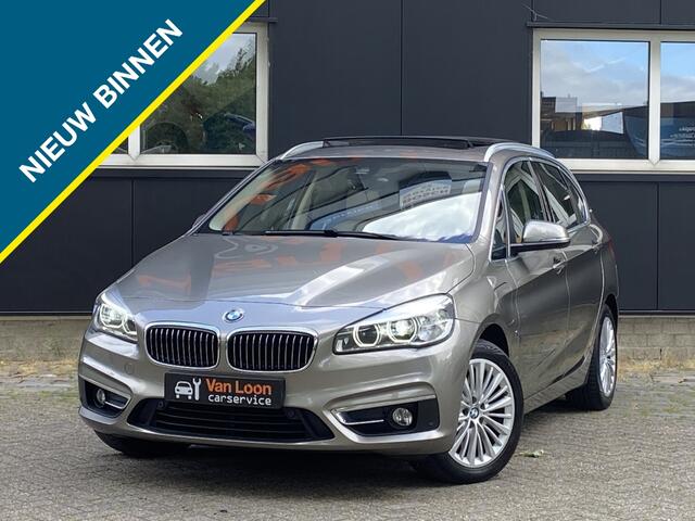 BMW 2-SERIE 225XE iPerfor. HighEx/NL-auto/Elek aklep/HeadUp/Pano/Led/Leder/V