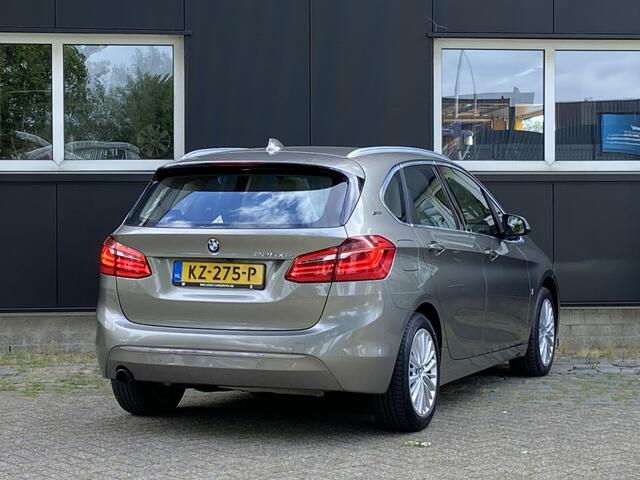 BMW 2-SERIE 225XE iPerfor. HighEx/NL-auto/Elek aklep/HeadUp/Pano/Led/Leder/V