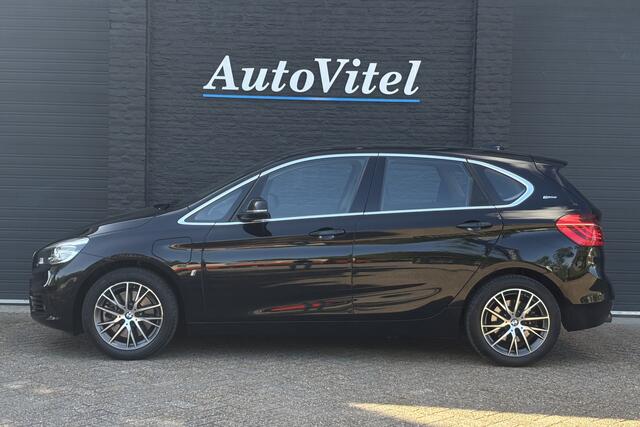 BMW 2-SERIE Active Tourer 225xe High Executive | Comfort Acces | Sportleder | Head-Up | Navi | Elektrische Klep
