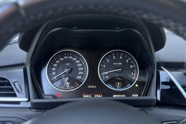 BMW 2-SERIE Active Tourer 225xe High Executive | Comfort Acces | Sportleder | Head-Up | Navi | Elektrische Klep