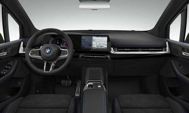 BMW 2-SERIE Active Tourer 225e xDrive | 18 Inch | M-Sportpakket | Premium Pack | Elektrische Trekhaak