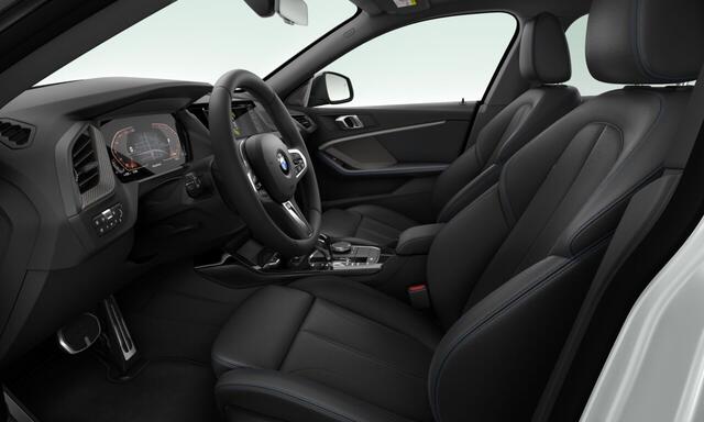 BMW 2-SERIE Gran Coupé 220i Gran Coupé 220i | 18 Inch | M-Sport | Innovation Pack | Comfort Pro Pack | Travel Pack