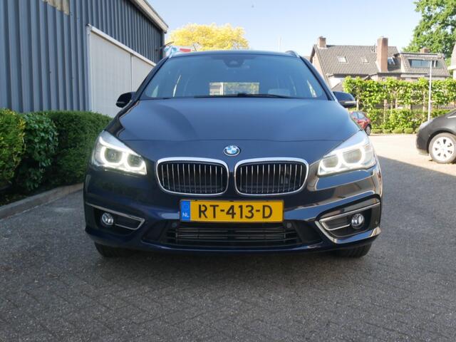 BMW 2-SERIE 218I HIGH EXECUTIVE **Clima//Navi//Leer//LM **