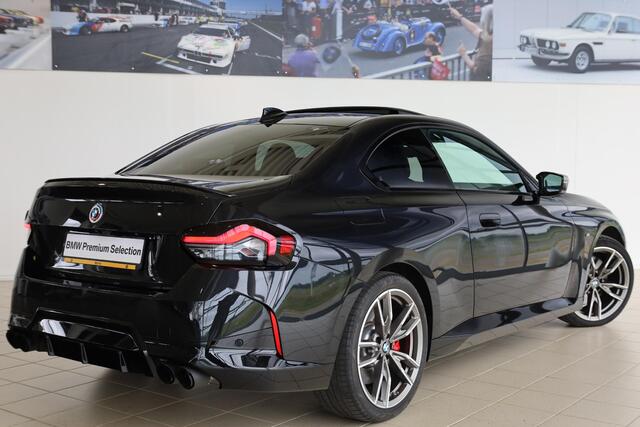 BMW 2-SERIE Coupé M240i xDrive | High Executive | M Adaptief onderstel | HIFI System Harman Kardon |