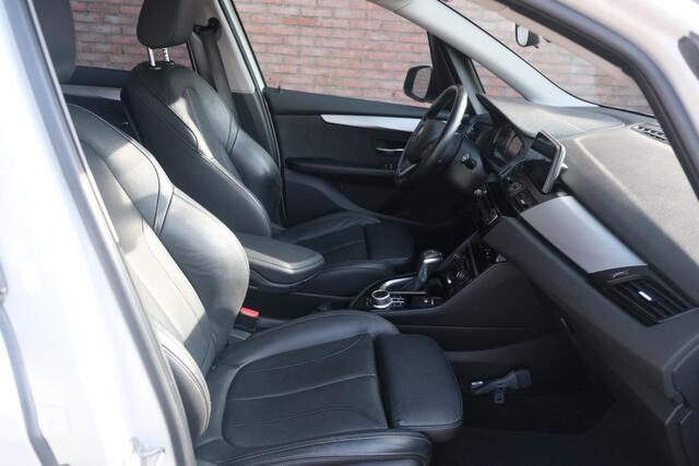 BMW 2-SERIE 225xe iPerformance Active Tourer Executive | Navi | Cruise | Climate | Elektrische Achterklep | Trekhaak | PDC
