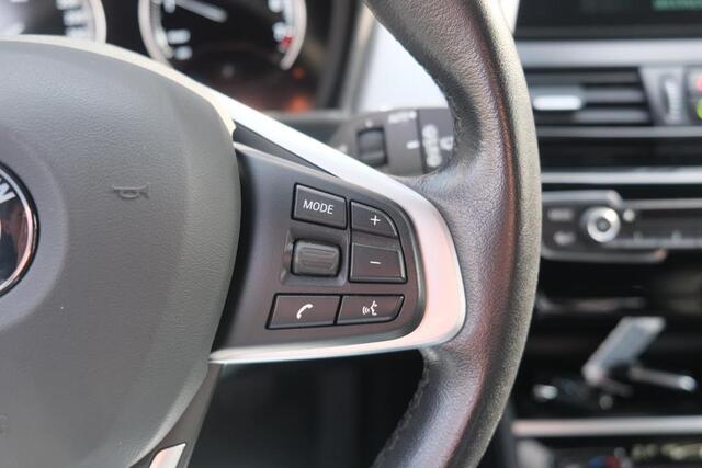 BMW 2-SERIE 225xe iPerformance Active Tourer Executive | Navi | Cruise | Climate | Elektrische Achterklep | Trekhaak | PDC