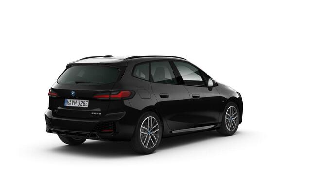BMW 2-SERIE 225e xDrive Active Tourer | M Sportpakket | Premium Pack | Comfort Pack | Travel Pack