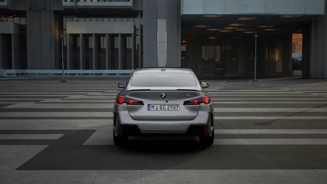 BMW 2-SERIE Gran Coupé 220i xDrive M Sport Automaat / Panoramadak / Sportstoelen / M Adaptief onderstel / Comfort Access / Stoelverwarming / Adaptieve LED / Head-Up / Harman Kardon / Live Cockpit Professional