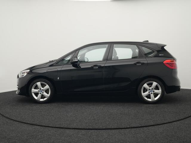 BMW 2-SERIE Active Tourer 225xe iPerformance Executive Plug In Hybrid 225pk PHEV | Navi Full Map | Stoelverwarming | 17"L.M | Climate Control | El. Achterklep | Cruise Control |