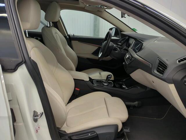 BMW 2-SERIE Gran Coupé 218i M Sport Edition | Navi | Camera | Panorama |