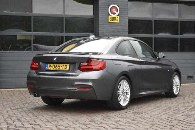 BMW 2-SERIE Coupé 218i M Sport Automaat