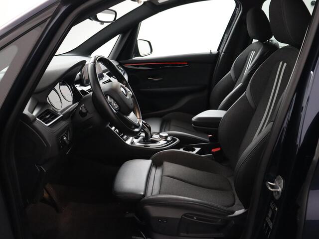 BMW 2-SERIE Active Tourer 218i Executive Launch Edition Shadow line Trekhaak