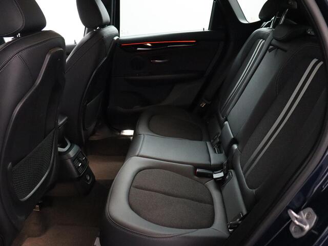 BMW 2-SERIE Active Tourer 218i Executive Launch Edition Shadow line Trekhaak