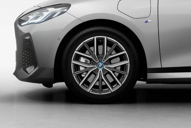 BMW 2-SERIE Active Tourer 225e xDrive | M Sport | Premium Pack | Travel Pack