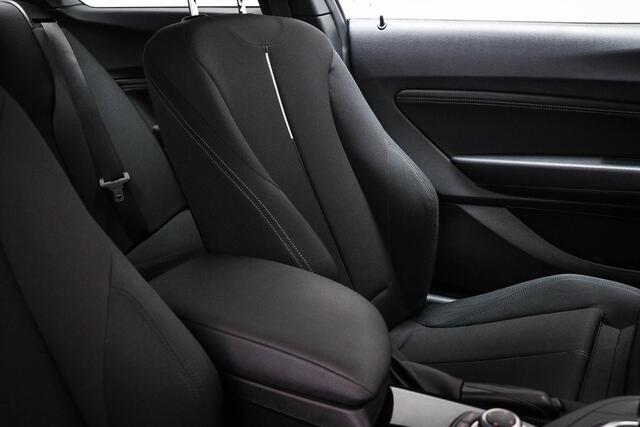 BMW 2-SERIE Coupé 218i Centennial Executive | SPORTLINE PACK | CLIMA | HARMAN KARDON | TREKHAAK AFNEEMBAAR