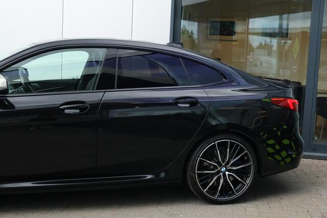 BMW 2-SERIE Gran Coupé M235i xDrive High Executive