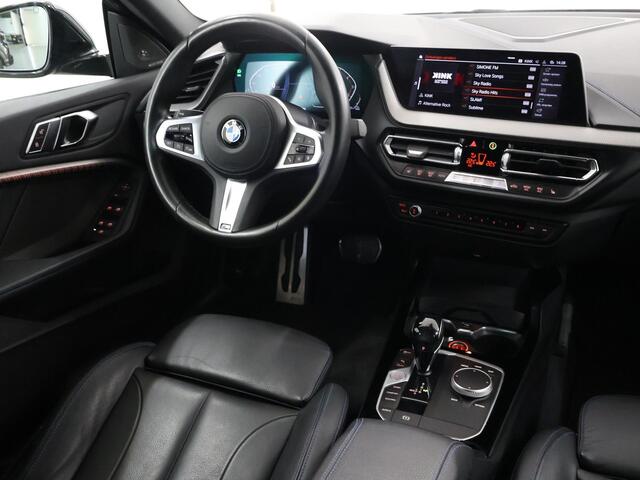 BMW 2-SERIE Gran Coupé 218i High Executive M Sport | Parkeercamera | Virtual Cockpit | Keyless go | Stoelverwarming | Navigatie | Sportstoelen | Apple CarPlay/Android Auto |