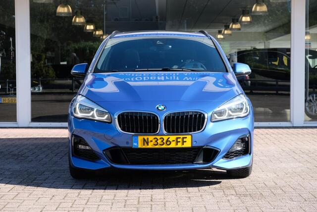 BMW 2-SERIE 220i 192pk Aut. Active Tourer M Sport | Navi | Full LED | Panoramadak | Head-up Display | Camera | Climate