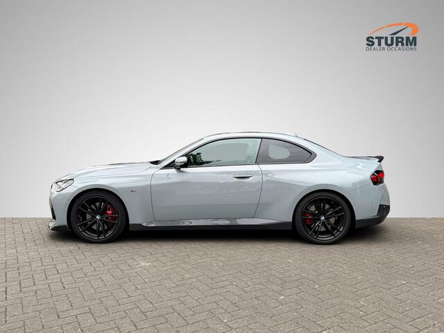BMW 2-SERIE Coupé 220i High Executive M Sport Pro NL-Auto! | Carbon Pakket | Schuif-/Kanteldak | Stuur- + Stoelverwarming | M Sportstoelen | Apple Carplay/Android Auto | 19'' Velgen | Rijklaarprijs!