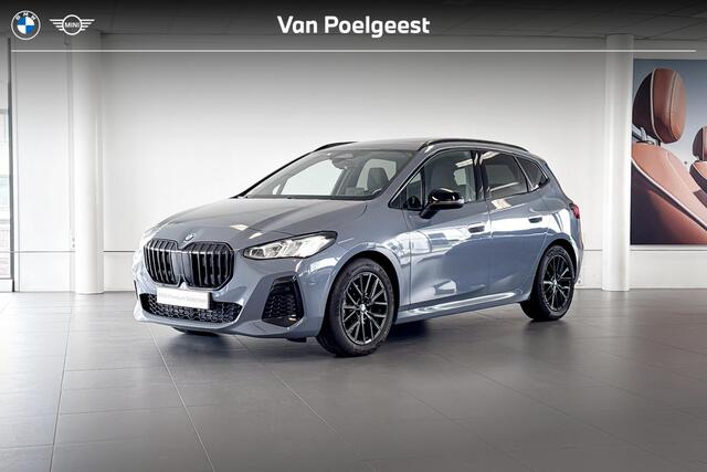 BMW 2-SERIE Active Tourer 218i | M Sport | Stoelverwarming | Glazen Panoramadak | Head-Up Display | Harman Kardon |
