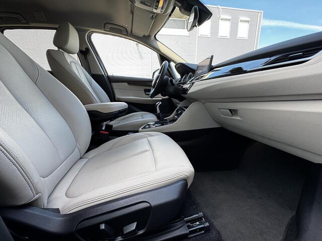 BMW 2-SERIE Active Tourer 218i High Executive Luxury-line, Memory, Leder, HiFi, Camera,