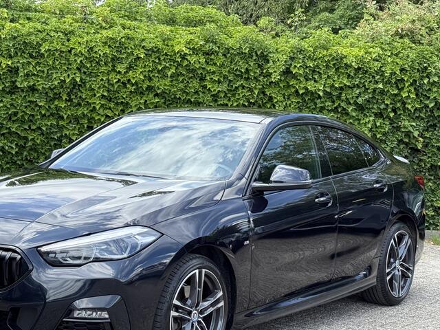 BMW 2-SERIE Gran Coupé 218i | M-Sport | Individual Special Request | 18'' | Getint Glas | HiFi