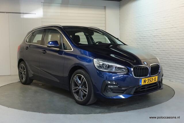 BMW 2-SERIE Active Tourer 218i Automaat | Trekhaak | Sportinterieur | Dealeronderhouden