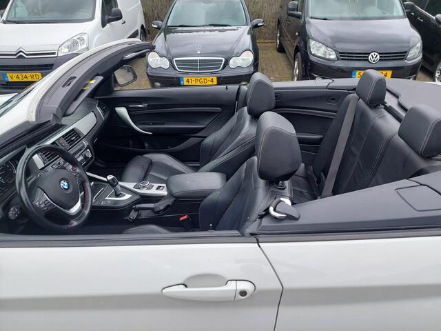 BMW 2-SERIE Cabrio 218i High Executive