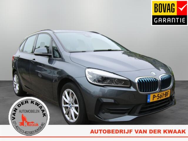 BMW 2-SERIE 225xe iP Executive | Led | Parkeer sensoren v/a | Navi |