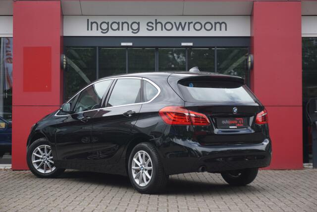 BMW 2-SERIE Active Tourer 216i Centennial Executive | Origineel NL | Cruise Control | Navigatie | Airco | PDC |