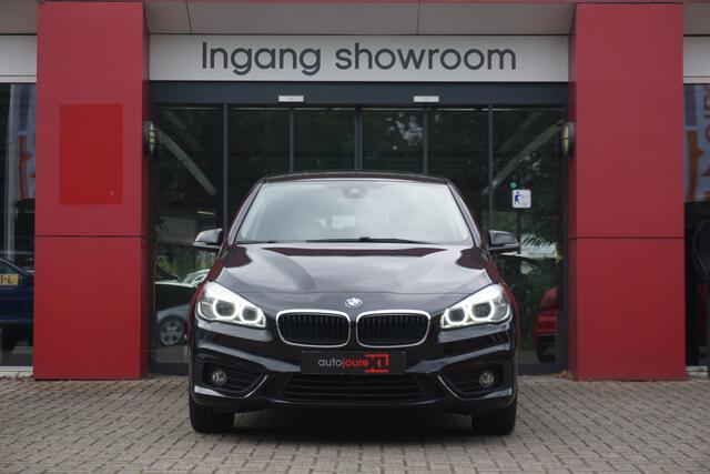 BMW 2-SERIE Active Tourer 216i Centennial Executive | Origineel NL | Cruise Control | Navigatie | Airco | PDC |