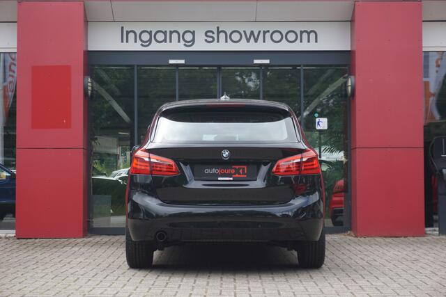 BMW 2-SERIE Active Tourer 216i Centennial Executive | Origineel NL | Cruise Control | Navigatie | Airco | PDC |