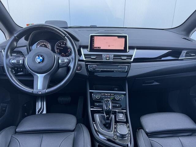 BMW 2-SERIE Active Tourer 220i High Executive M-pakket/Trekhaak/Pano.