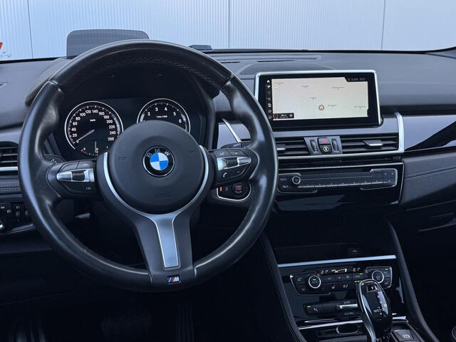 BMW 2-SERIE Active Tourer 220i High Executive M-pakket/Trekhaak/Pano.