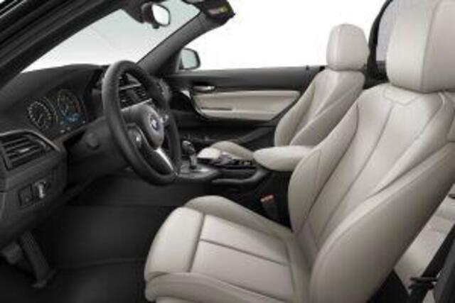 BMW 2-SERIE Cabrio 218i High Executive l M-Sport