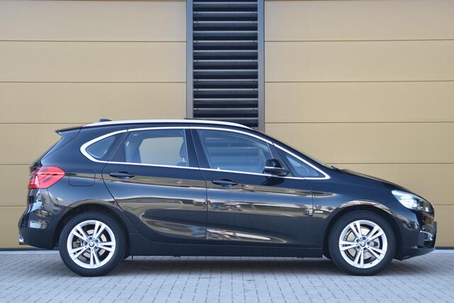 BMW 2-SERIE Active Tourer 220i Centennial High Executive * Luxury line * Panorama dak * LED * Head-up * HIFI *