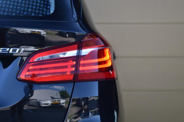 BMW 2-SERIE Active Tourer 220i Centennial High Executive * Luxury line * Panorama dak * LED * Head-up * HIFI *