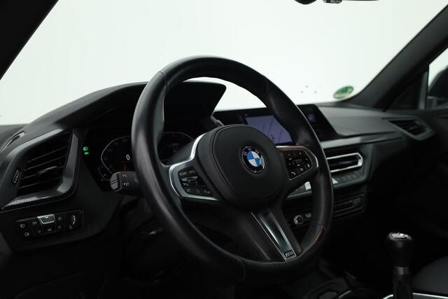 BMW 2-SERIE Gran Coupé 218i M Sport | HUD | 18'' | Stoelverw. | Apple CarPlay | Navi