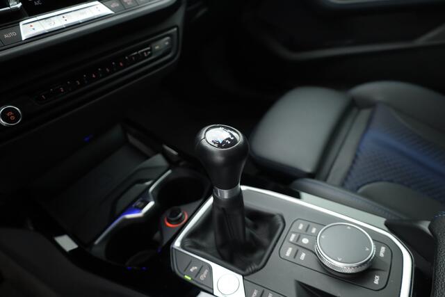 BMW 2-SERIE Gran Coupé 218i M Sport | HUD | 18'' | Stoelverw. | Apple CarPlay | Navi
