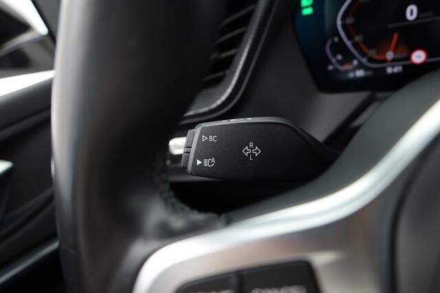 BMW 2-SERIE Gran Coupé 218i M Sport | HUD | 18'' | Stoelverw. | Apple CarPlay | Navi