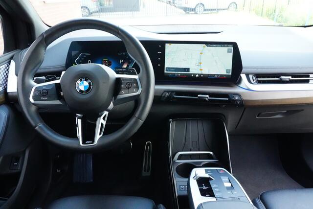 BMW 2-SERIE Active Tourer 218i M Sport 136pk Panoramadak/Stoelverwarming/Camera