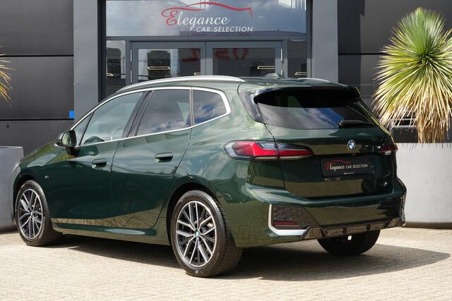 BMW 2-SERIE Active Tourer 218i M Sport 136pk Panoramadak/Stoelverwarming/Camera