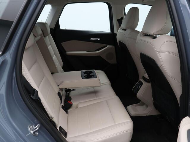 BMW 2-SERIE Active Tourer 218i | Stoelverwarming | Stuurwielverwarming | Automaat | Lederen bekleding |