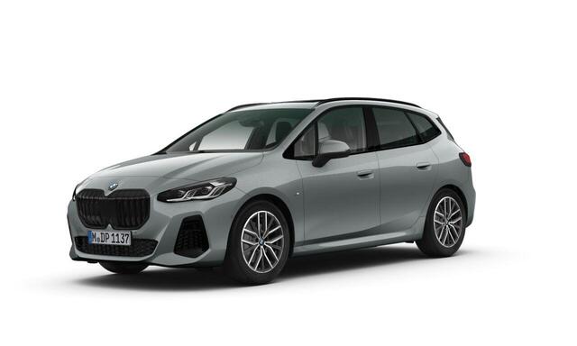 BMW 2-SERIE Active Tourer 220i M Sport - Trekhaak - Panoramadak - Premium Pack - Stoelverstelling achterbank - Driving Assistant - Elektrisch verwarmde voorstoelen - Getinte Ruiten - Stuurwielrand verwarmd -