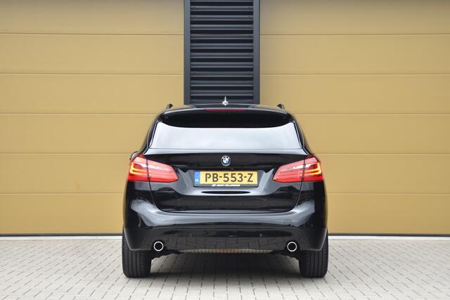 BMW 2-SERIE Active Tourer 220i High Executive * Sport line * Head-up * Panorama dak * Harman Kardon * LED *