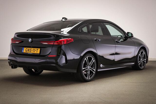 BMW 2-SERIE Gran Coupé 218i M-Sport High Executive | PARKING- PACK | HEAD UP | DRAADLOZE LADER | APPLE | CAMERA