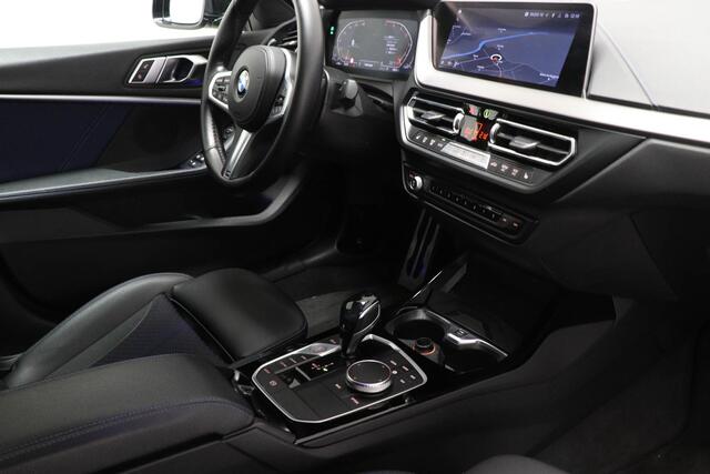 BMW 2-SERIE Gran Coupé 218i M-Sport High Executive | PARKING- PACK | HEAD UP | DRAADLOZE LADER | APPLE | CAMERA