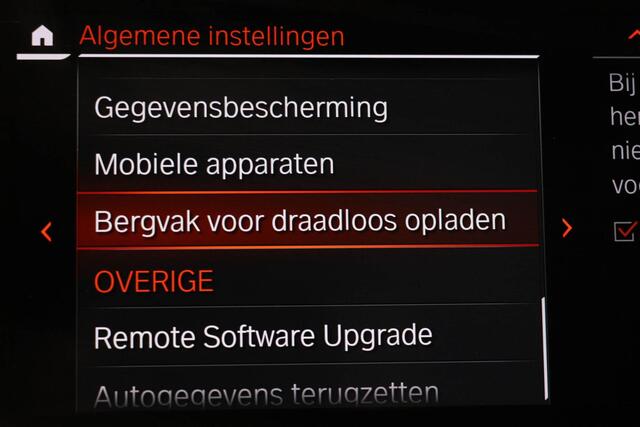 BMW 2-SERIE Gran Coupé 218i M-Sport High Executive | PARKING- PACK | HEAD UP | DRAADLOZE LADER | APPLE | CAMERA